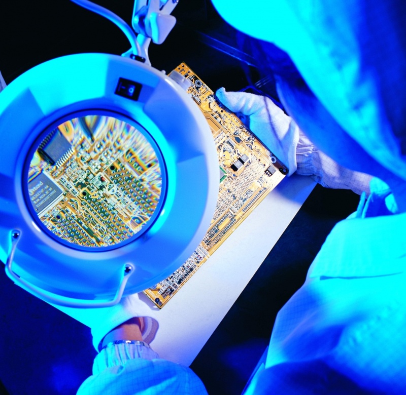 Repair of a pcb circuit board. PCD repairs to HDD are conducted after incorrect power supply was used. Common damage or faults for these hard disks are power surge, shut down, over-voltage, faulty supply, reversed polarity with a burning smell.