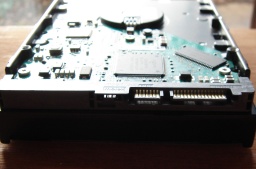 A Sata connector from a Seagate HDD. The 2 connector are shown, one for power and one for sata data cable. We can recover data when the connectors are broken and need repair by re-soldering.